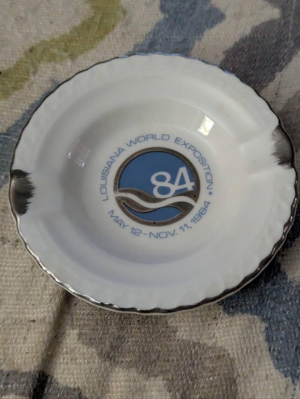 Vintage ceramic ashtray commemorating the 1984 Louisiana World Exposition